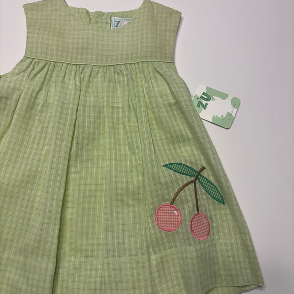 PETIT AMI ZU DRESS & BLOOMERS SIZE 9 M
COLOR GREEN (CHARTREUSE) CHERRY APPLIQUÉ